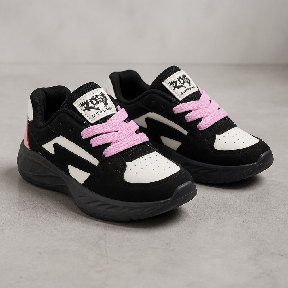 NWOB Big Girl Lace-up Sneakers Size EU35 US 3Y